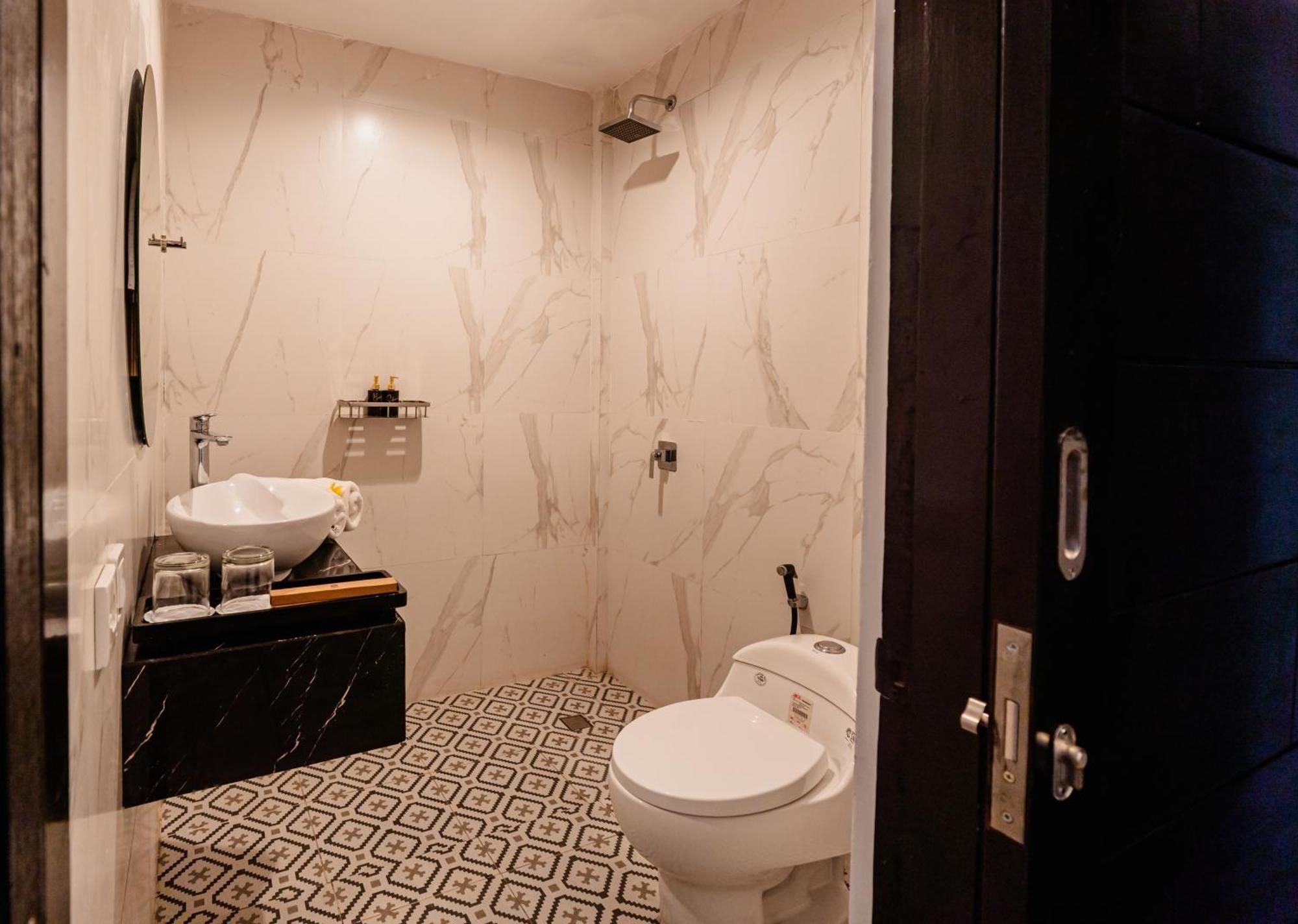 Casa Wina Kuta Hotell Kuta Lombok Exteriör bild